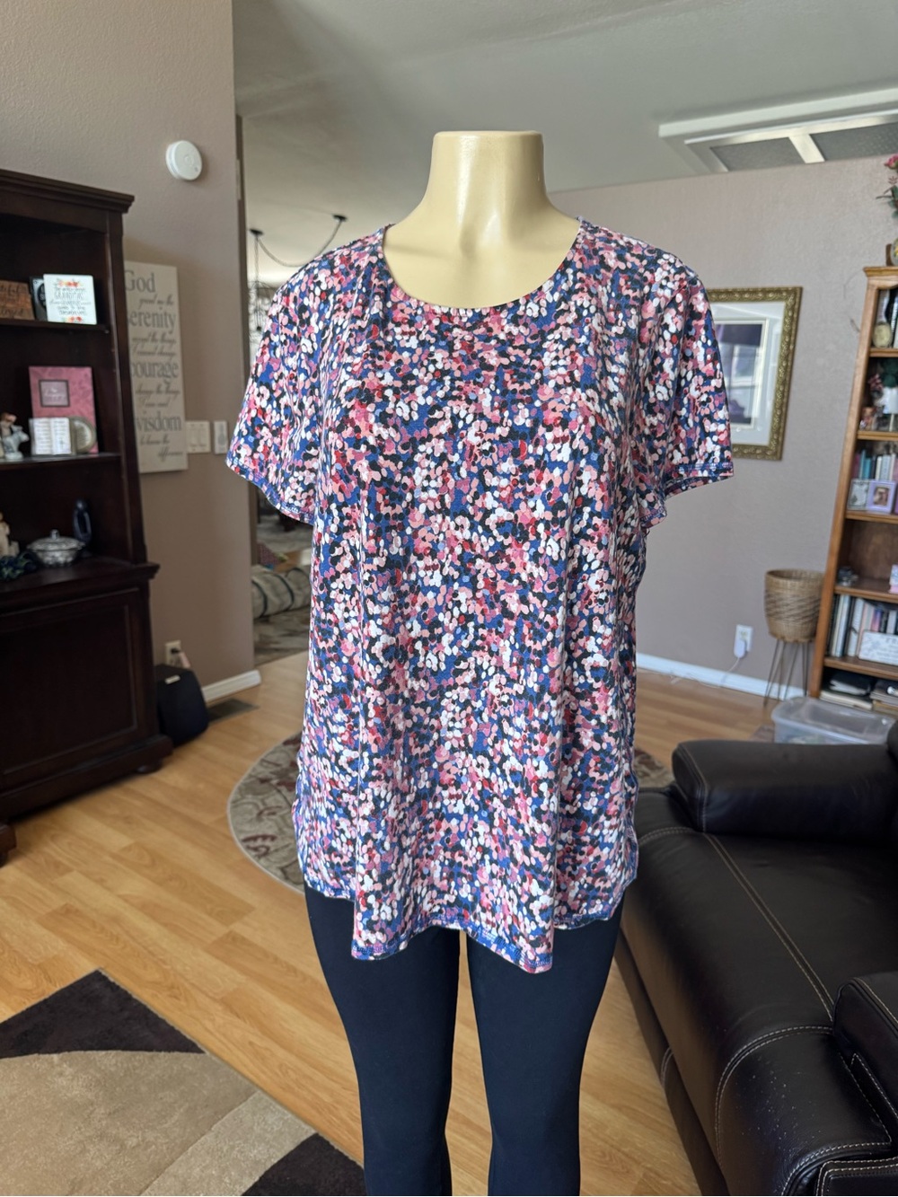 J. Jill shirttail tee multicolored floral short sleeve-size L